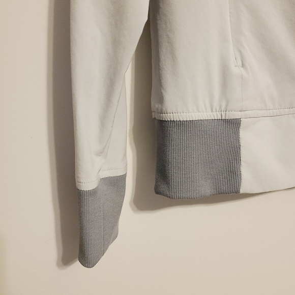 Athleta | Women's Gray Two Tone Full Zipper Lightweight Jacket (Size Medium) - Picture 9 of 13